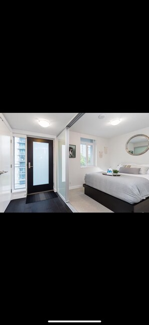 1 chambre, fer et planche à repasser, Wi-Fi, draps fournis