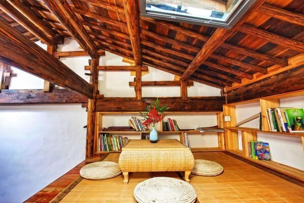 Room - Homeward Bound Inn (Wuyuan)
