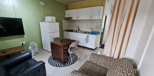 Cozy Studio Apartment Wifi Pool