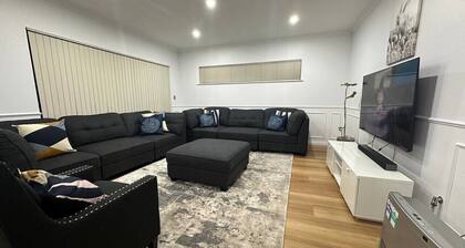 Executive Retreat(3bdr -2 ensuite)