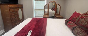 2 bedrooms, bed sheets