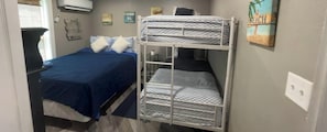 2 chambres, draps fournis