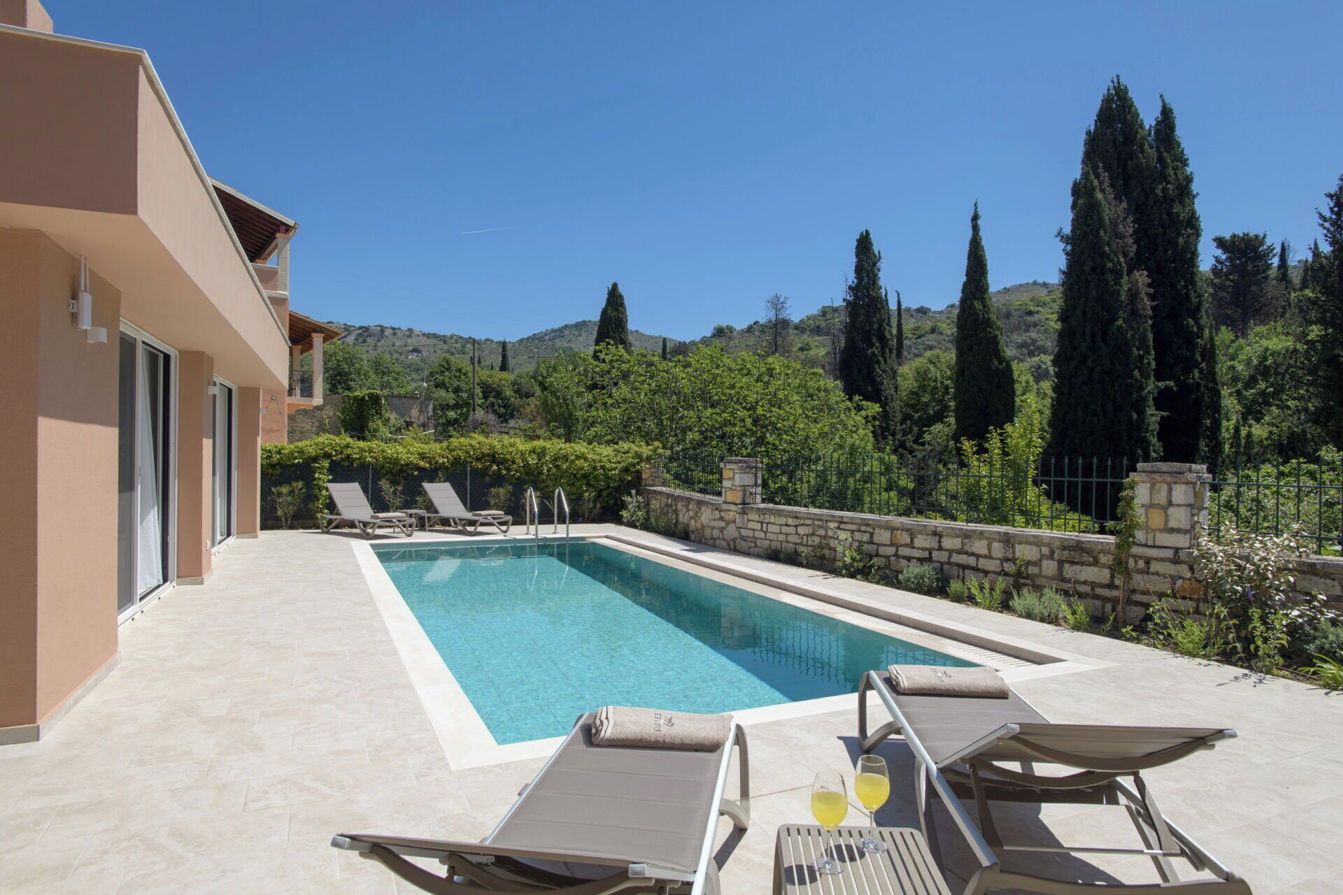 Building Exterior, Outdoor, Pool