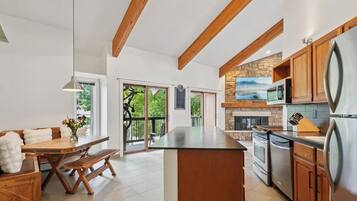 Mikrowelle, Ofen, Herdplatte, Geschirrspüler