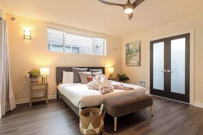 3 habitaciones, tabla de planchar con plancha, wifi y ropa de cama 