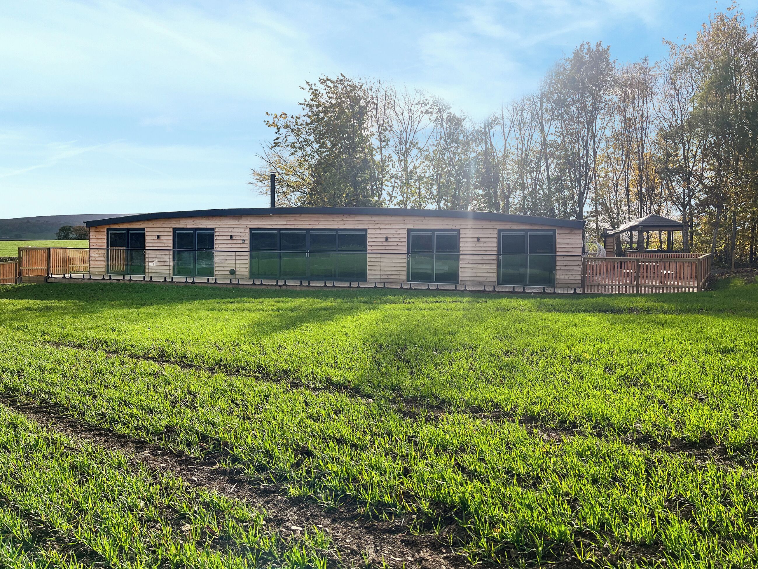 المنشأة من الخارج