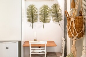 Interior - GuestReady - Summer Studio (Bairro Alto)