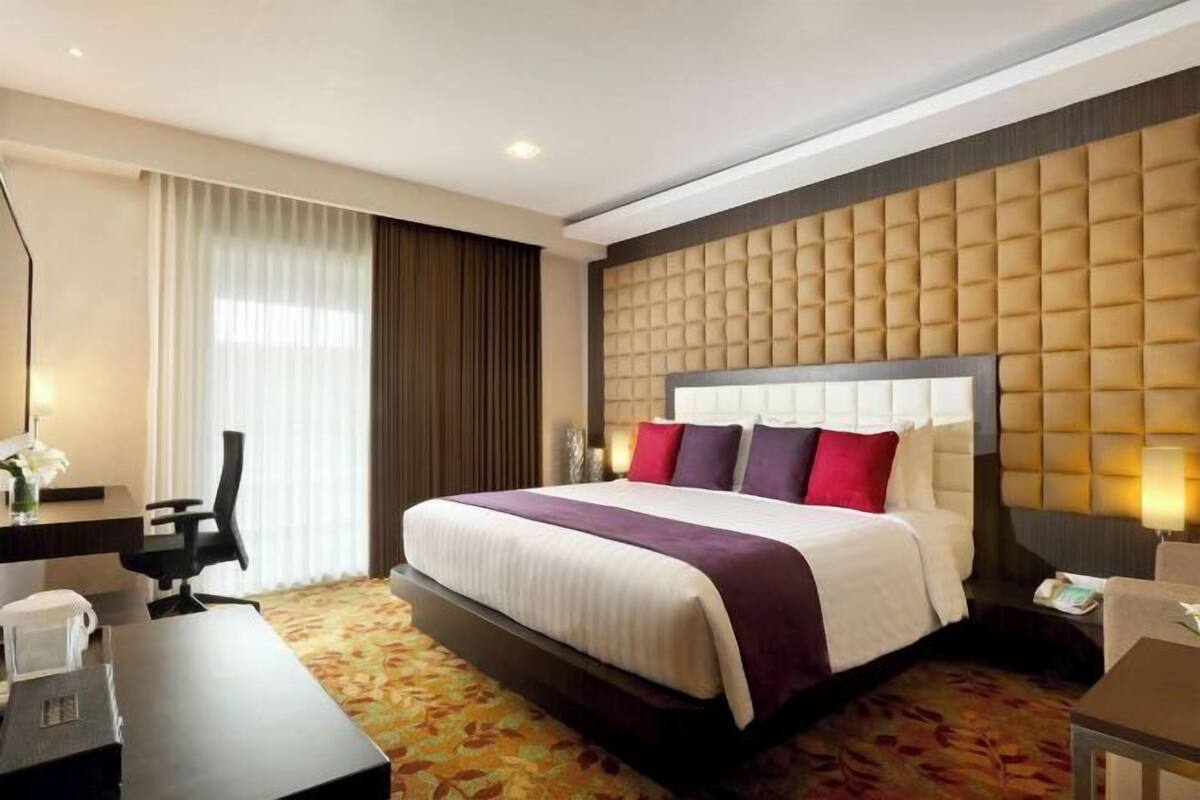 Skrivebord, strygejern/strygebræt