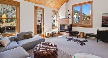 Spruce View: Big & Bright Downtown Telluride!