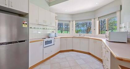 Charming Country Escape - Bellhaven Farm