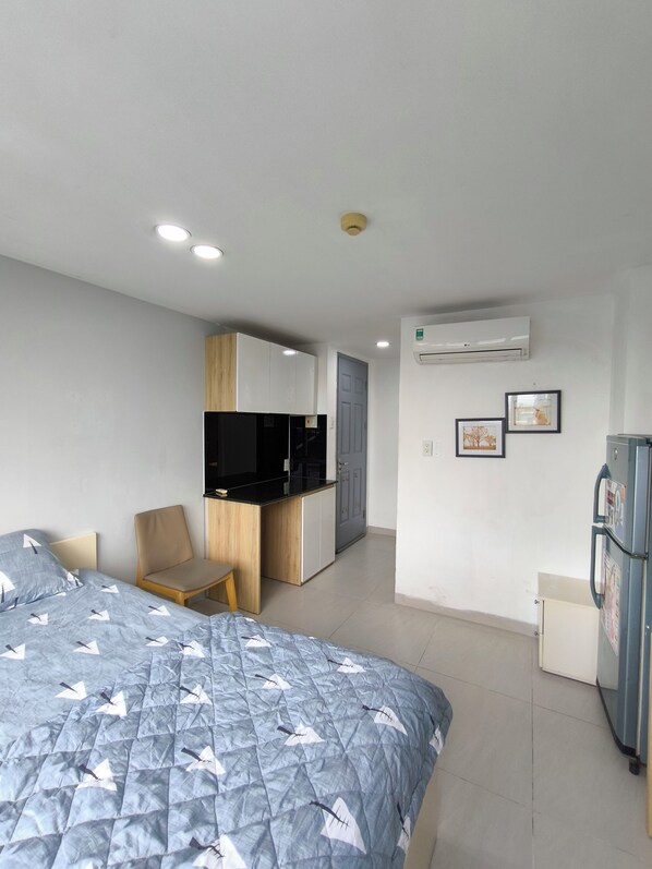 Desk - Viet Anh House (District 7)