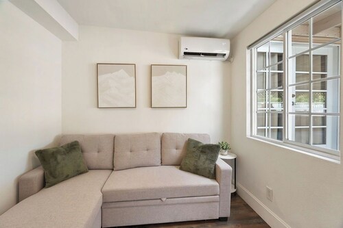 Casita: Full Kitchen with living room Pets OK