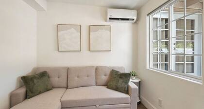 Casita: Full Kitchen with living room Pets OK