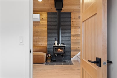 Luxury Custom Cabin with Sauna– Near Lake Cle Elum, Skiing, & Downtown Roslyn