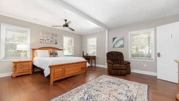 3 chambres, fer et planche Ă repasser, Wi-Fi gratuit, draps fournis