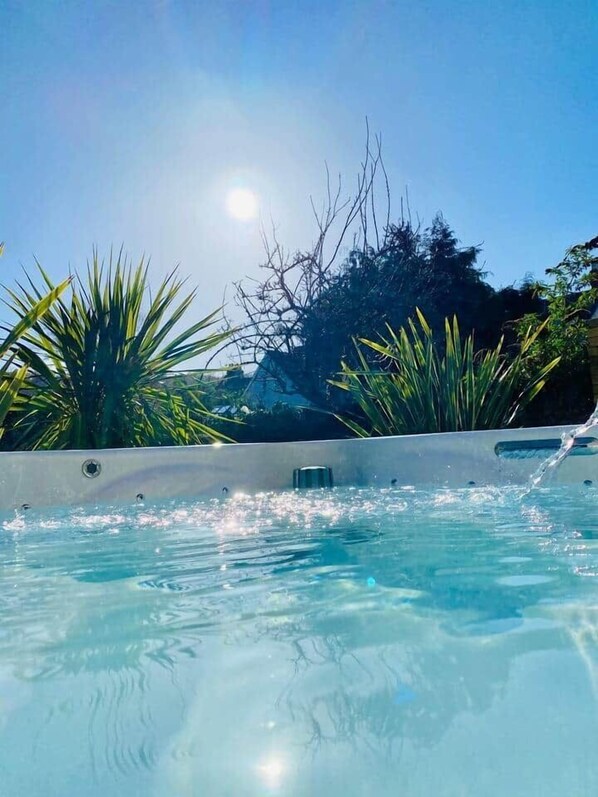 Pool - Tranquil Victorian Villa with Hot Tub & Sauna (Colwyn Bay)