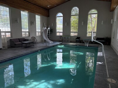 Heavenly Acres Inn of Utah with heated indoor pool,hot tub,saunas & exercise