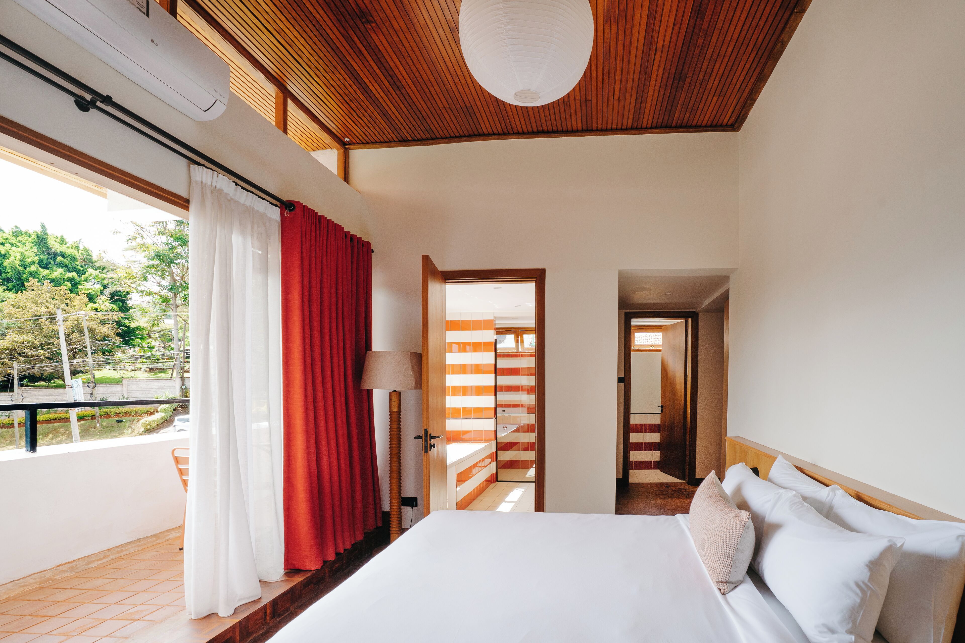 In-room safe, desk, laptop workspace, iron/ironing board