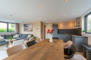 House | Dining