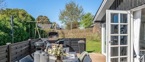 Ulkoruokailutilat