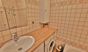 Hair dryer - Apartment in Le Grand-bornand With Views (Le Grand-Bornand)