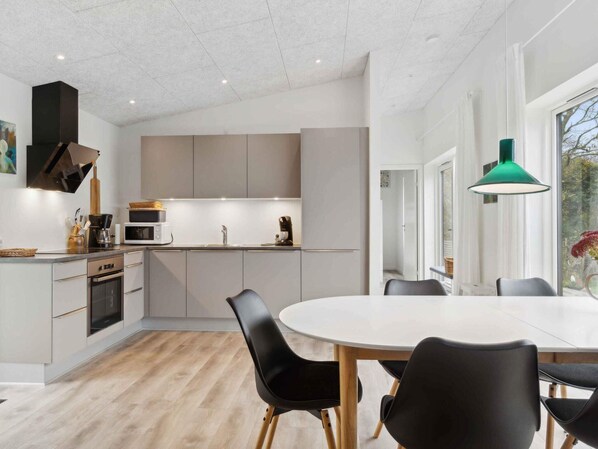 House | Interior - 5 Star Holiday Home in Thyholm (Thyholm)