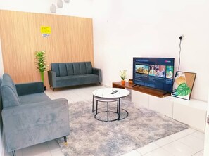 Standard Villa | Living area | TV - Taman Desa Kulai (Kulai)