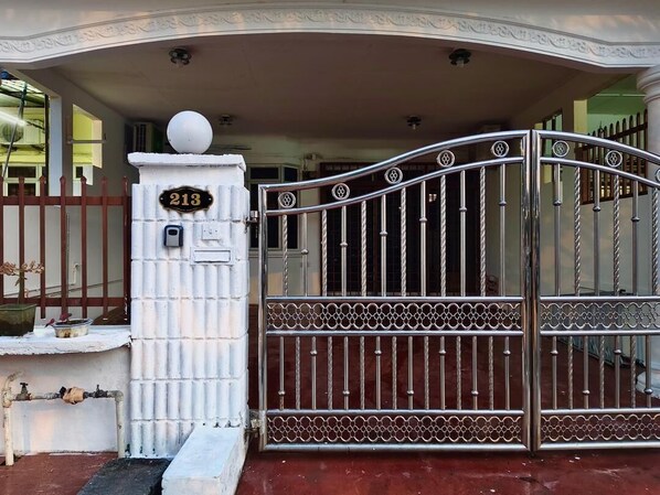 Exterior - Taman Desa Kulai (Kulai)