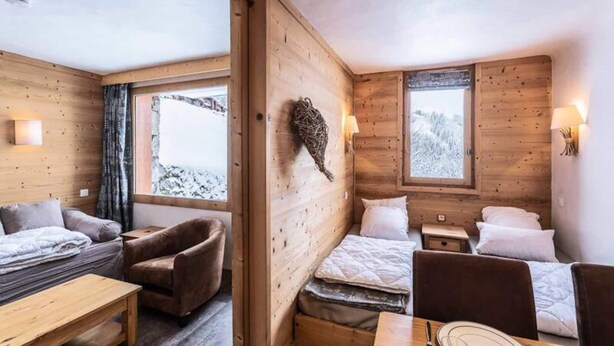 Room - Apartment in Meribel Near Les Vallees (Les Allues)