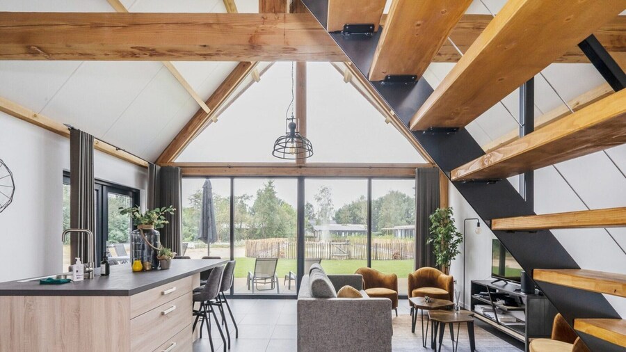 Modern Lodge Stay With Pond View