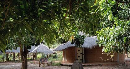 At Pape Badiane's - 4 Traditional Koubalan Huts
