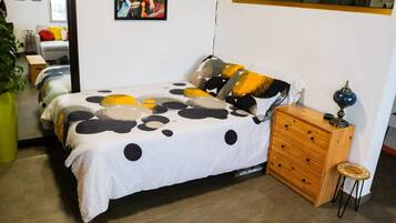 1 bedroom, internet, bed sheets, wheelchair access