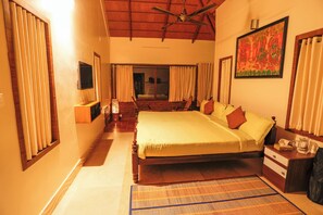 Premium Double or Twin Room, Balcony, Garden View