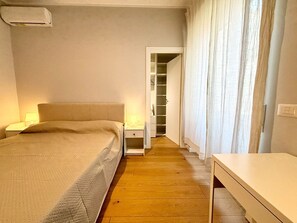 1 bedroom, iron/ironing board, free WiFi, bed sheets