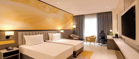 Executive Twin Room | Desk