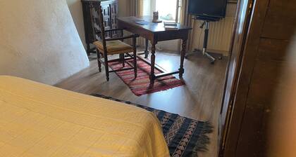 Gîte de Kerven In a two-hundred-year-old farmhouse in the Monts d'Arrée mountains