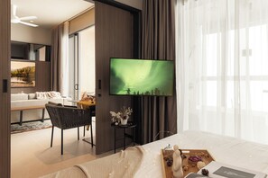 Executive Apartment, 1 Bedroom, Balcony, Mountain View | In-room safe, laptop workspace, iron/ironing board, free WiFi