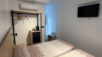 Kamar Double atau Twin, balkon, pemandangan laut terbatas | Wi-Fi gratis