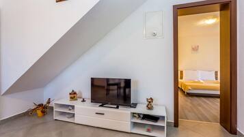 2 bedrooms, free WiFi