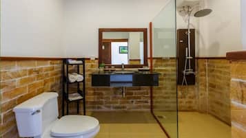Ropa de cama hipoalergénica y minibar