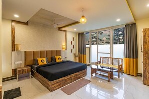 Superior Double Room | Blackout curtains, iron/ironing board, free WiFi, bed sheets - The Hosteller Mcleodganj Mall Road (Dharamshala)