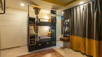 Bed in 4 Bed Mixed Dormitory