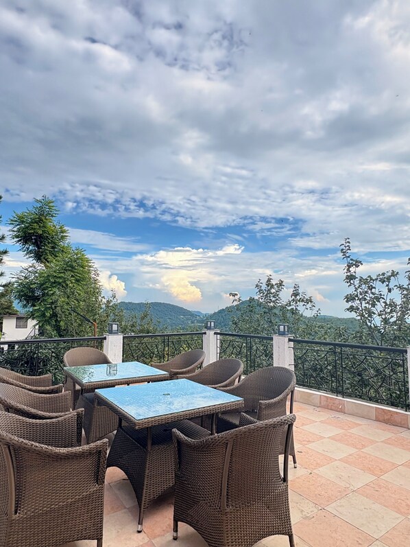 Front of property - Noble Nook Stay - Bhimtal (Dungsilrawat)