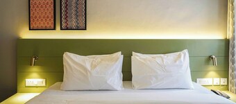 Sreenivas Lodge by Copperfolia