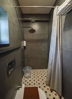 Standard Double Room | Bathroom | Shower, hair dryer, towels, soap