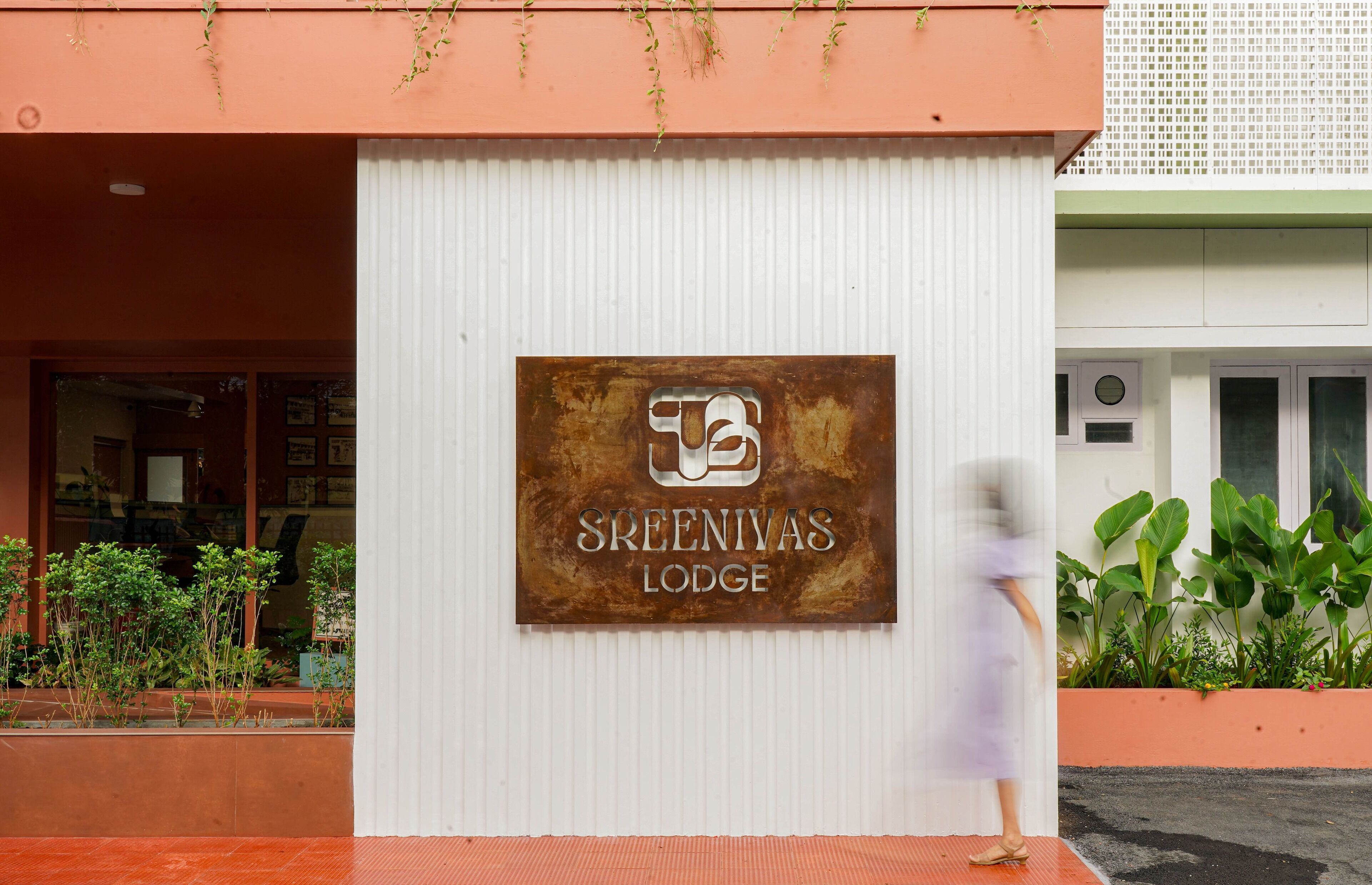 واجهة المنشأة