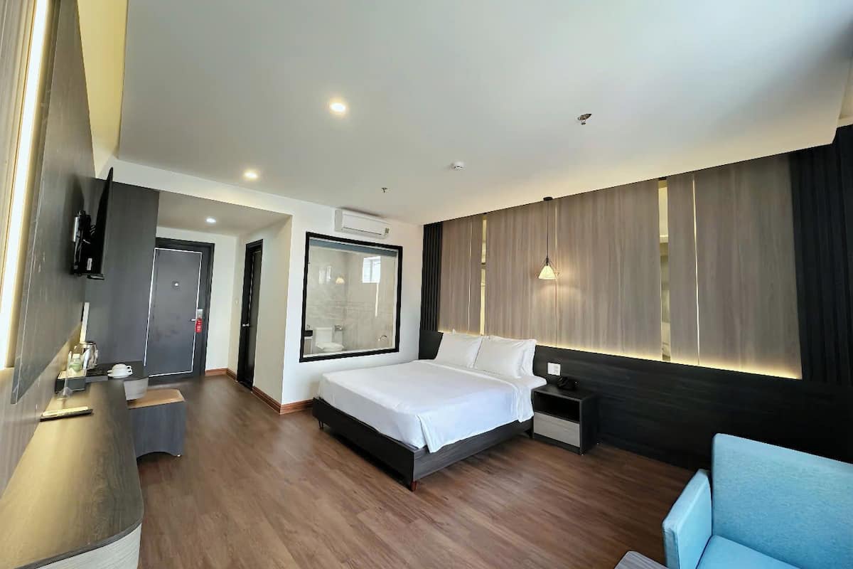 Suite Room Cityview with Bathtub | Ropa de cama de alta calidad, edredón y camas con efecto memoria