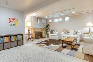 Interior - Denver Business & Work Home Base in Congress Park! (Denver)