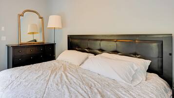 1 Schlafzimmer, Schreibtisch, Internetzugang, Bettwäsche