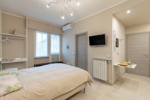 Apartment, 2 Bedrooms, Balcony | Iron/ironing board, free WiFi, bed sheets